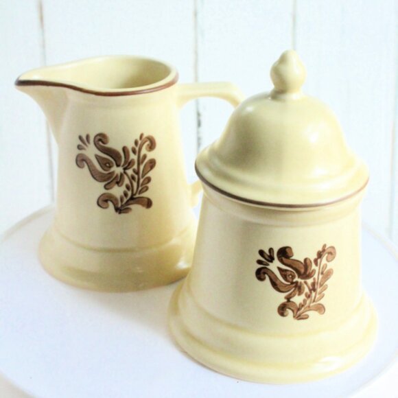 Pfaltzgraff Cream and Sugar Set/ Village Pattern - Picture 1 of 3